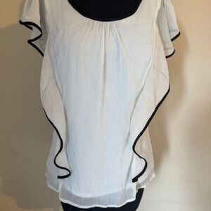 iz Byer White & black ruffle Top  8633
